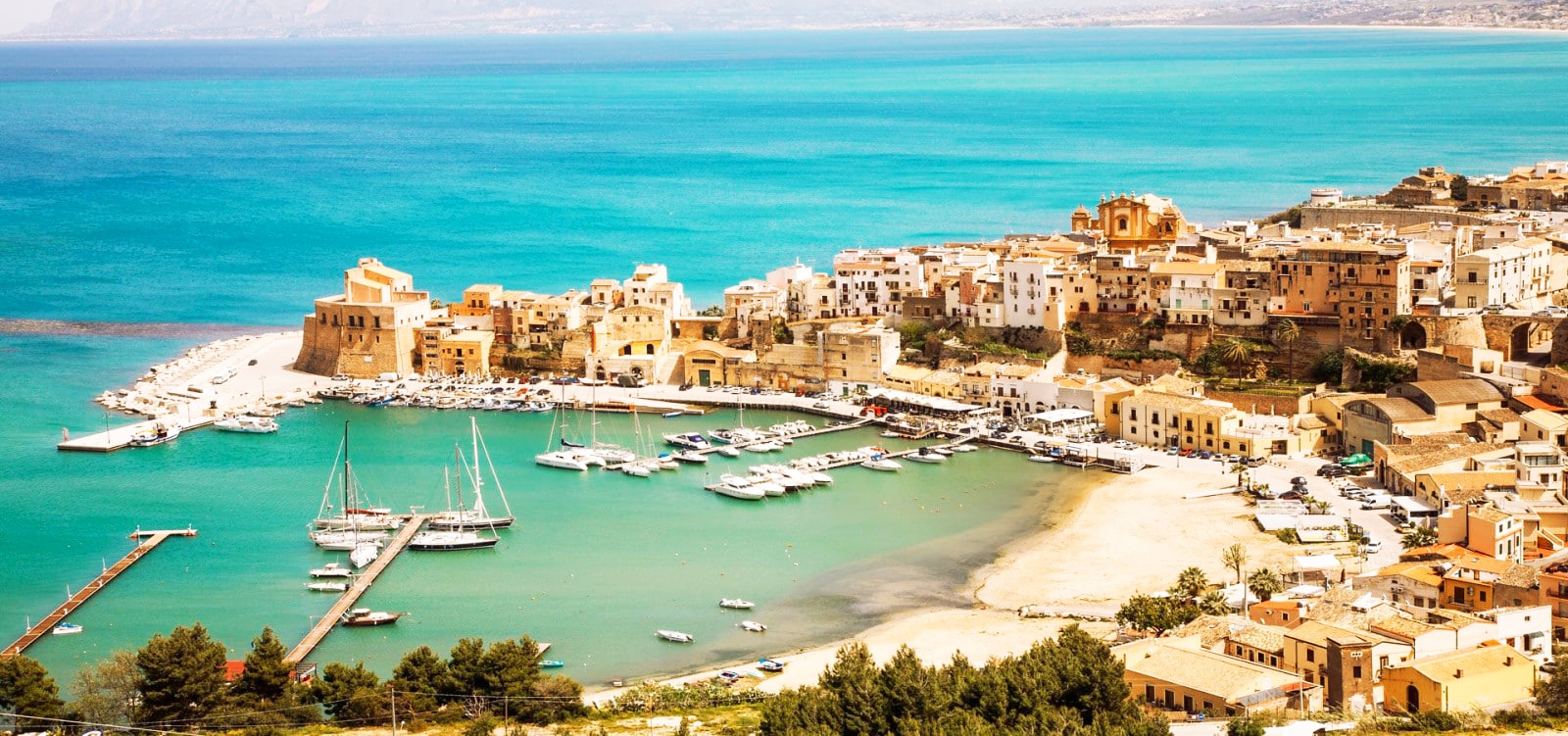 Veduta di Cala Marina di Castellammare del Golfo